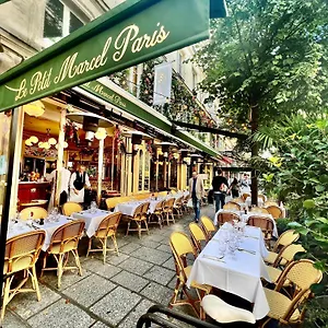 https://apt-chez-gustave-clim-calmsaint-paul-marais-2guests.fr-paris.fr